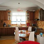 Niko\'S House